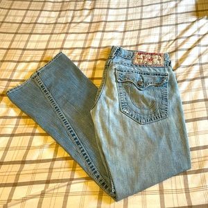 True Religion Big T Jeans light blue (gently used)